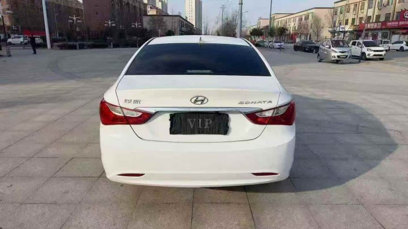 东营13年现代索纳塔9