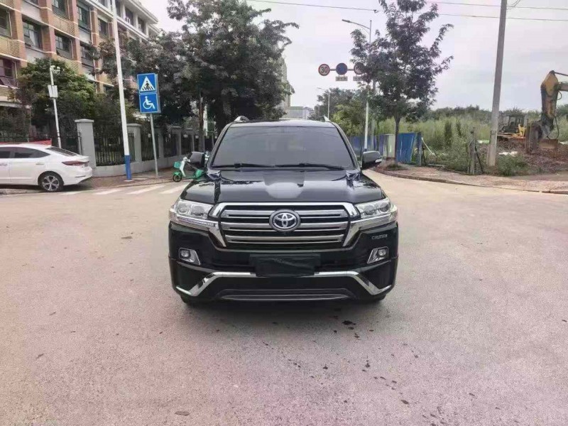 南宁19年丰田兰德酷路泽1