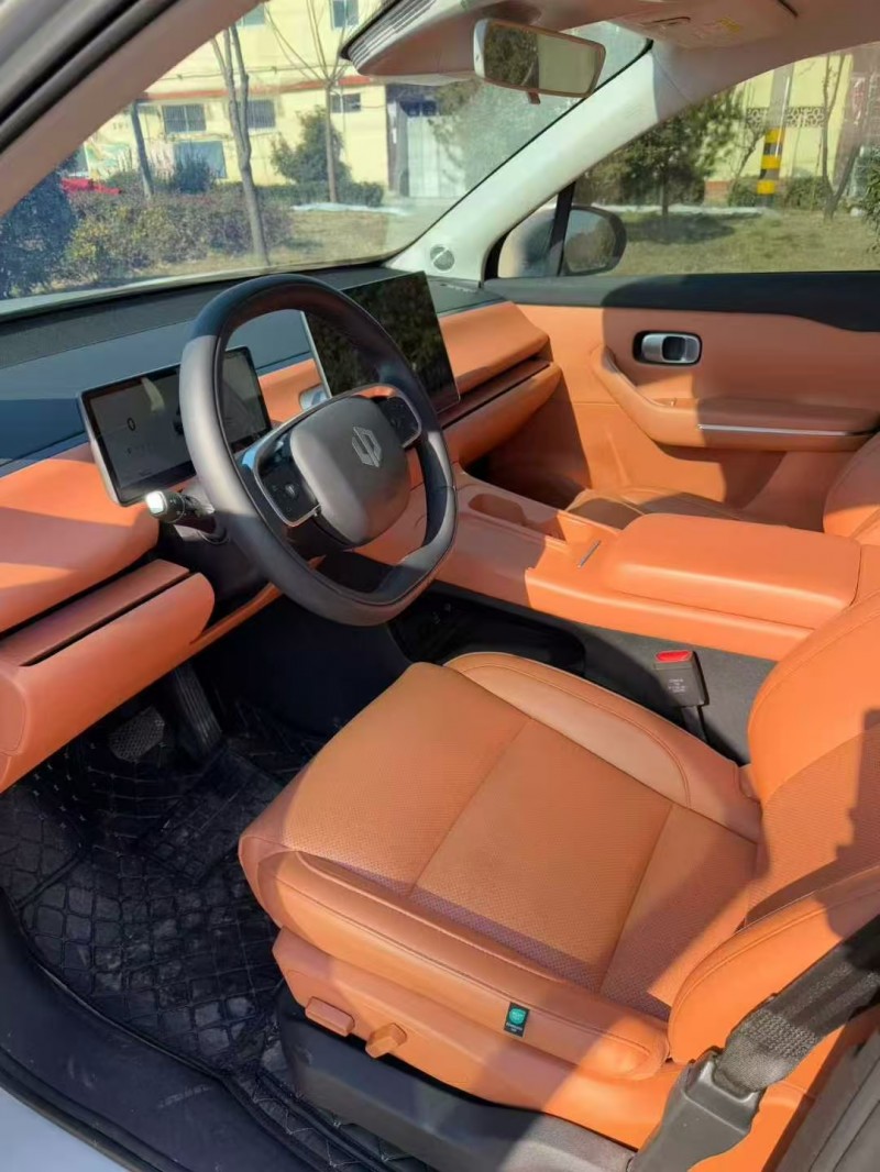 枣庄24年零跑汽车C104