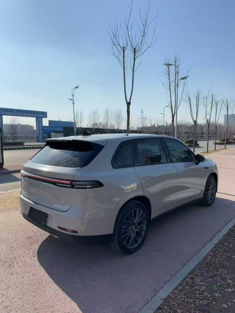 枣庄24年零跑汽车C108