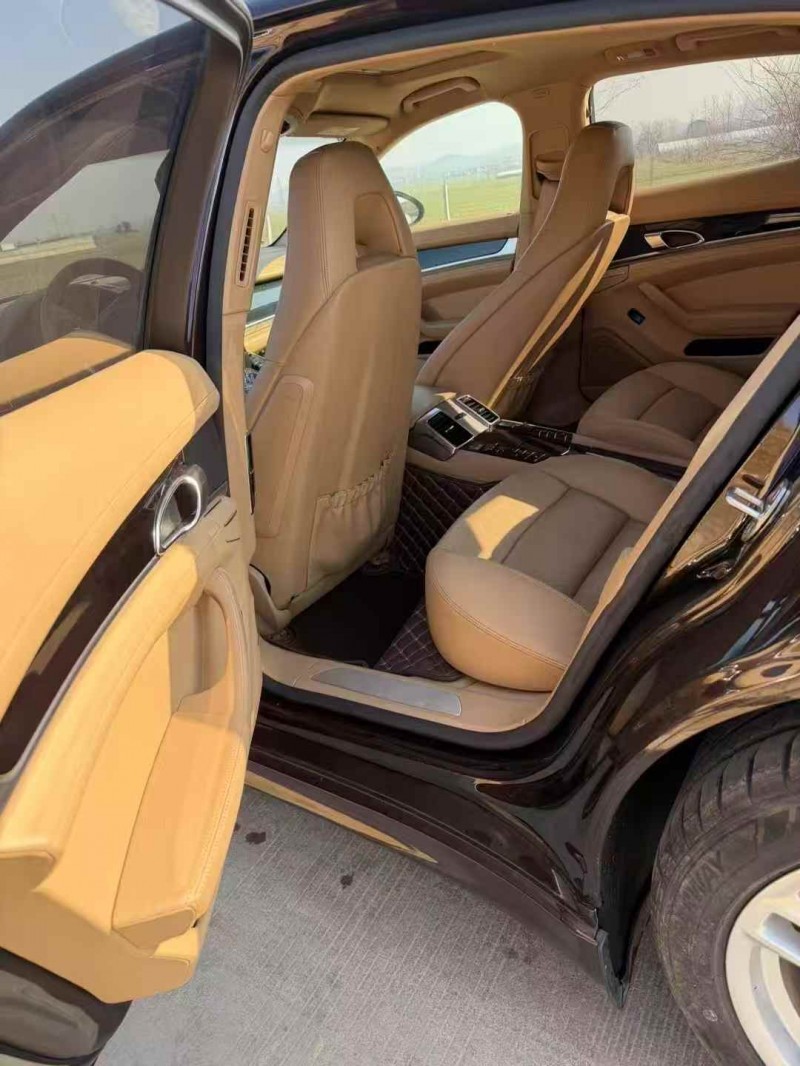 淮南14年保时捷帕拉梅拉3