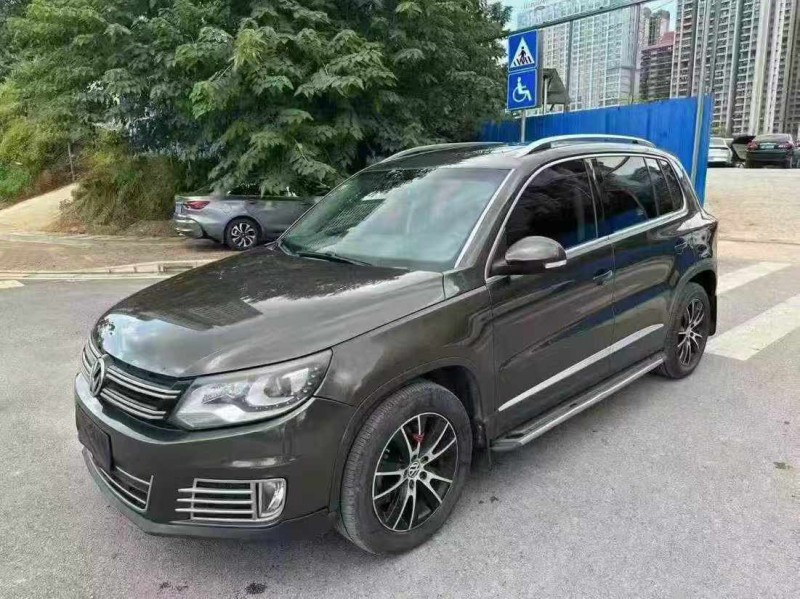 南宁14年大众途观2