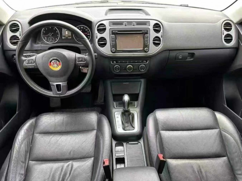 南宁14年大众途观5