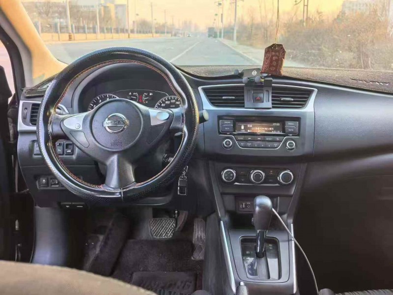 邯郸21年日产轩逸3