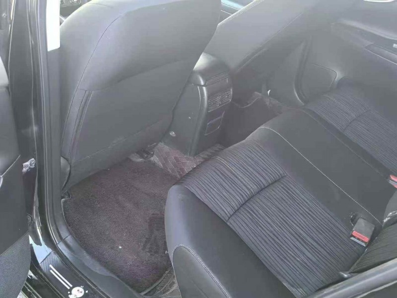 邯郸21年日产轩逸4