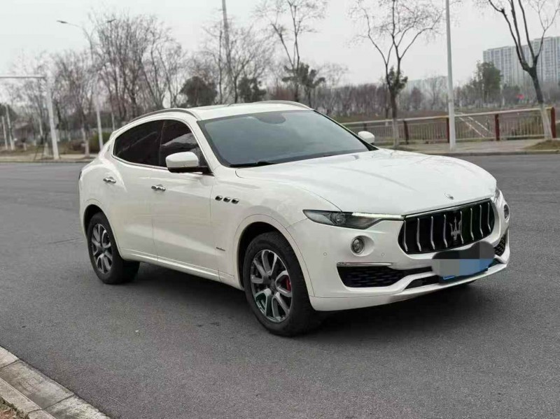荆门20年玛莎拉蒂Levante2