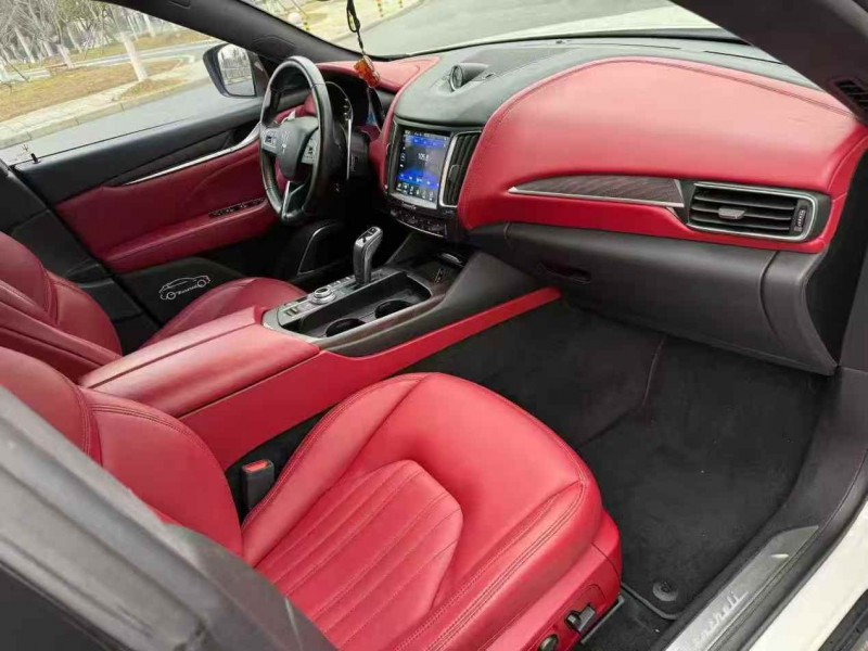 荆门20年玛莎拉蒂Levante6