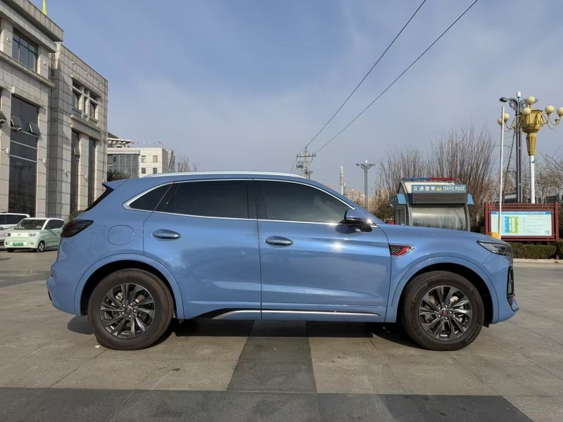 枣庄23年红旗HS56