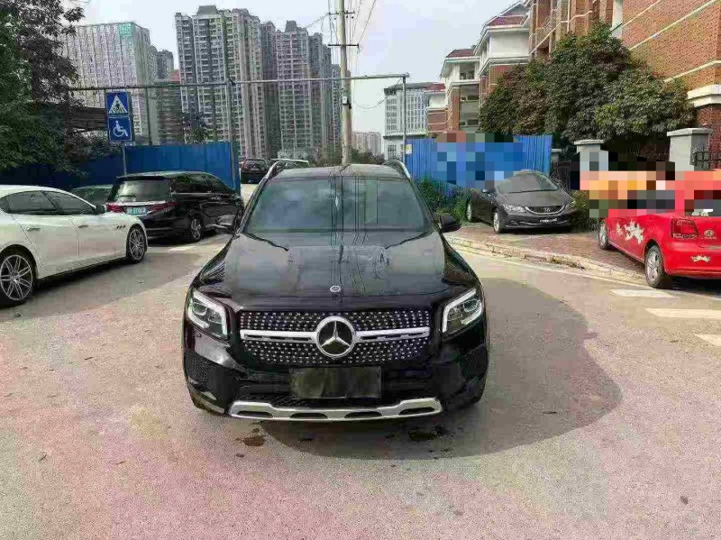 南宁20年奔驰GLB1