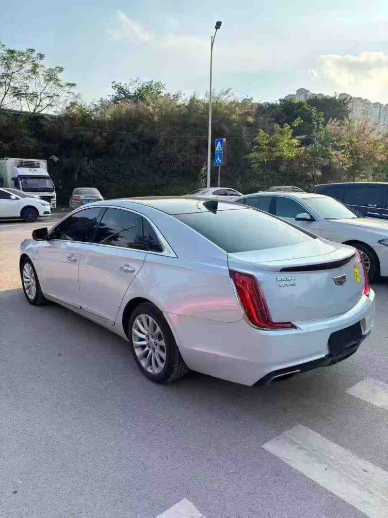 南宁18年凯迪拉克XTS8