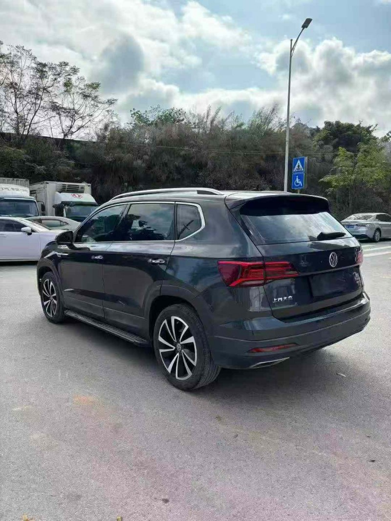 南宁19年大众途岳8