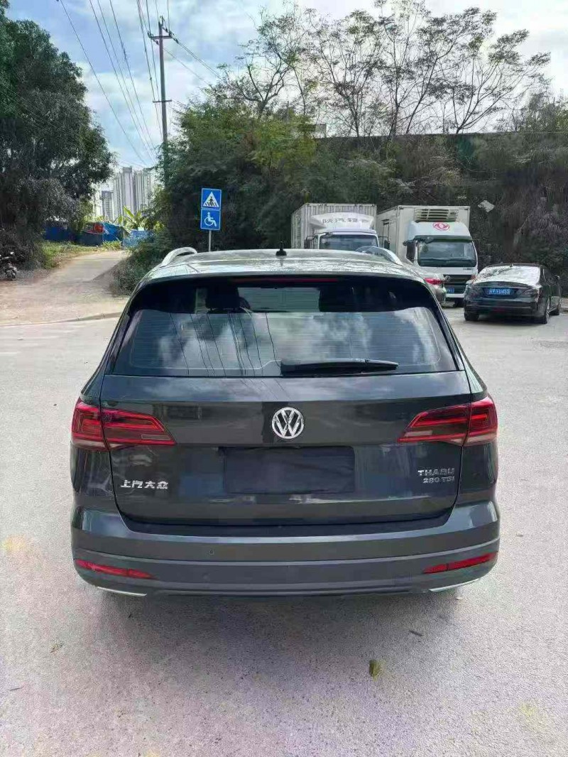 南宁19年大众途岳9