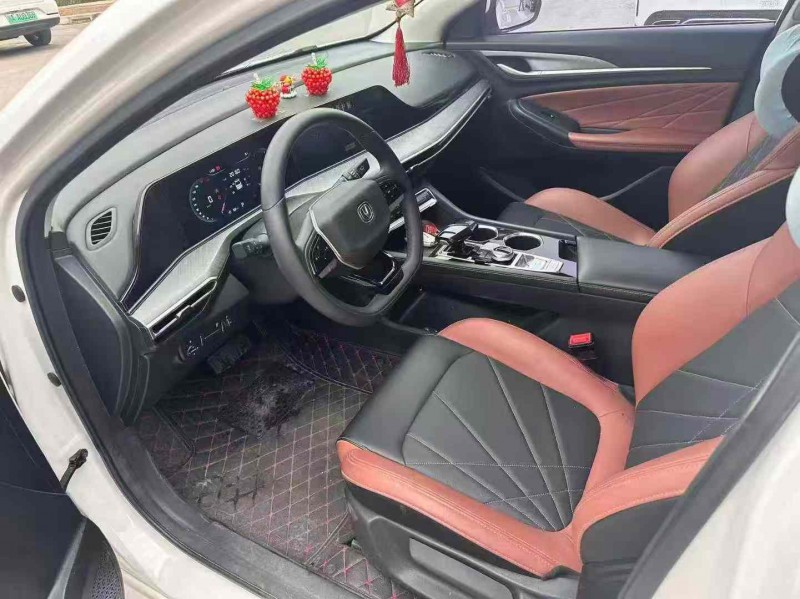 南宁23年长安汽车逸动4