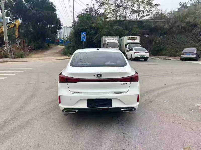 南宁23年长安汽车逸动9