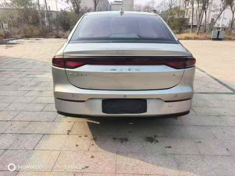 淮南24年传祺埃安S9