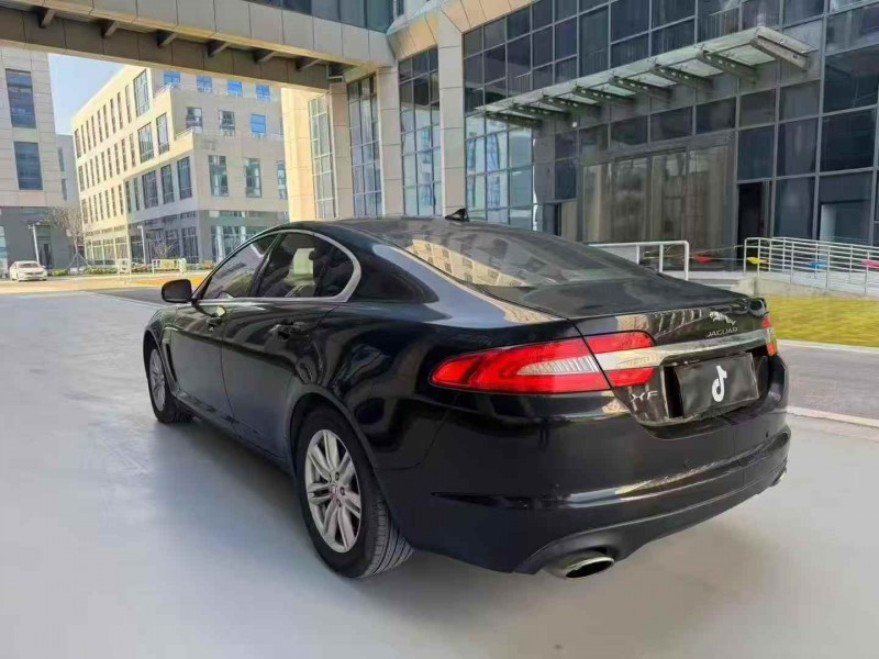 常州15年捷豹XF8