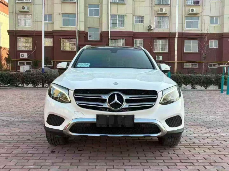东营16年奔驰GLC1