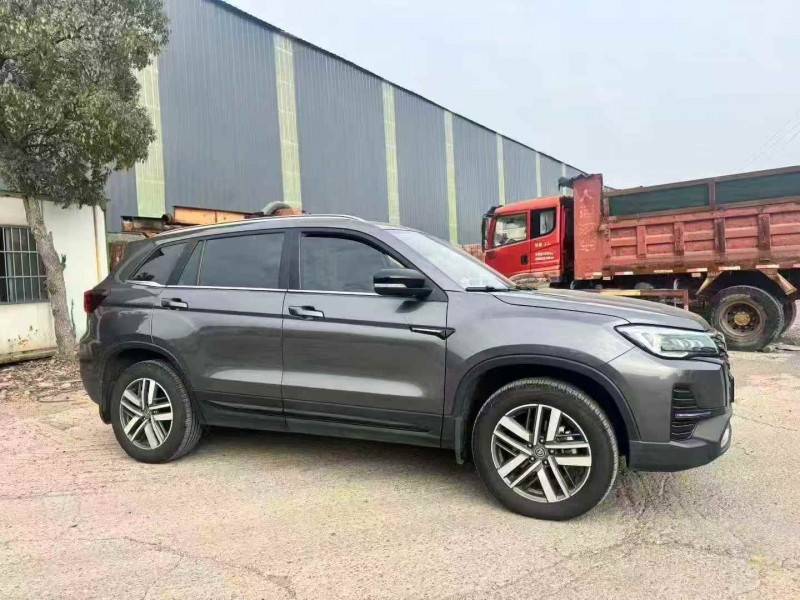 赣州24年长安汽车CS752