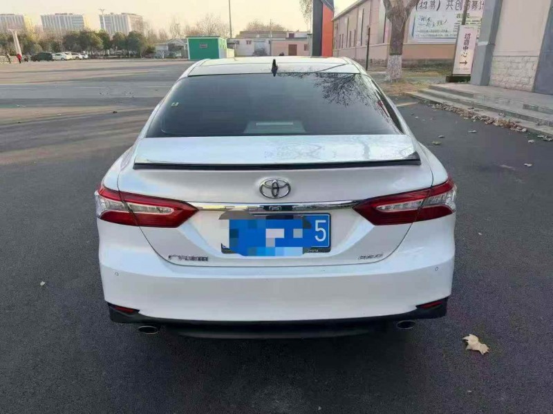 东营22年丰田凯美瑞9