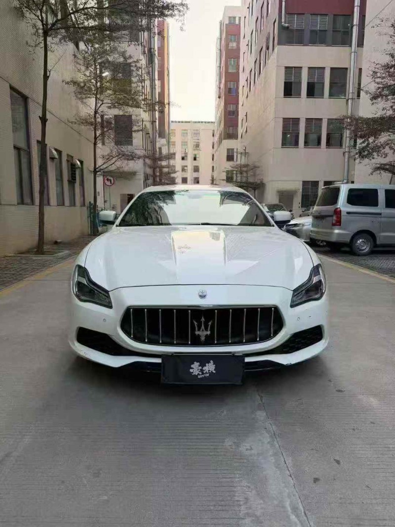 深圳15年玛莎拉蒂总裁1