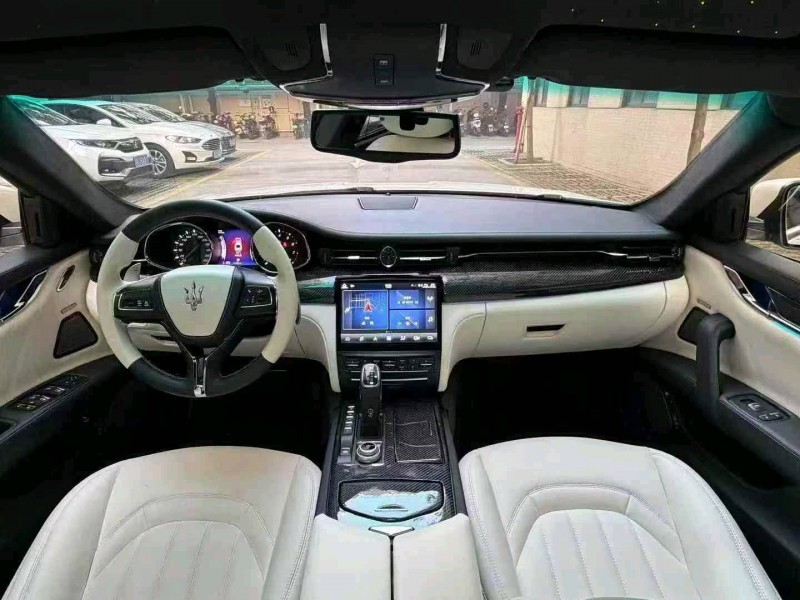 深圳15年玛莎拉蒂总裁4