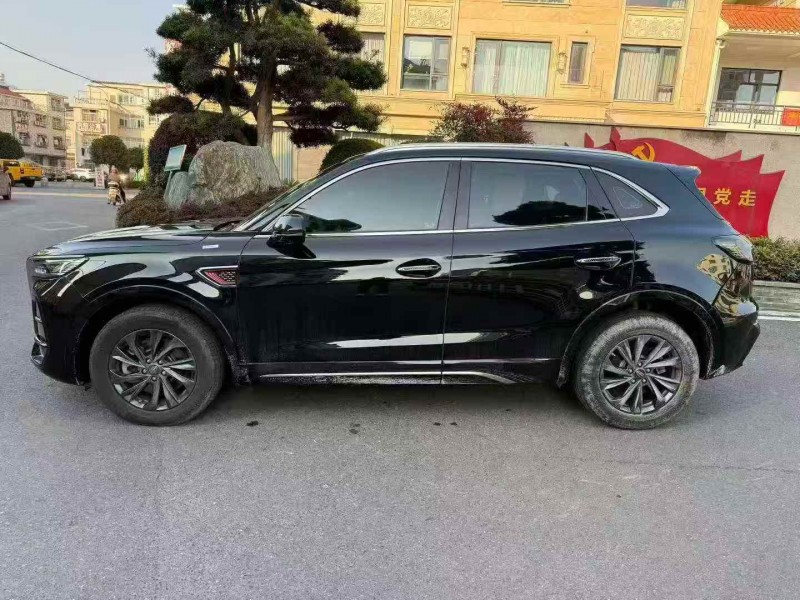 嘉兴24年红旗HS57