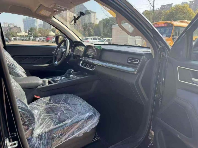 十堰26年长城汽车炮 皮卡6