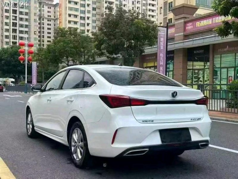 东莞22年长安汽车逸动6