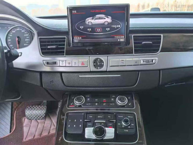 邯郸16年奥迪A8L7