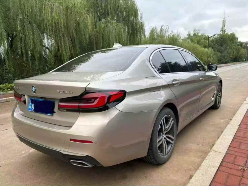 东营21年宝马5系7