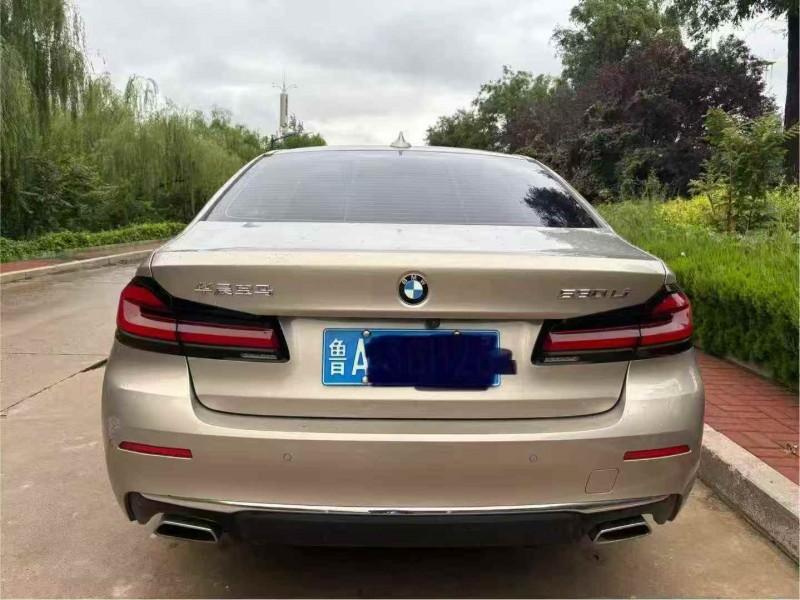 东营21年宝马5系9