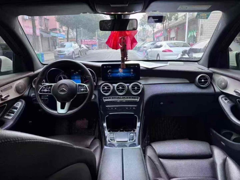 衡阳19年奔驰GLC5