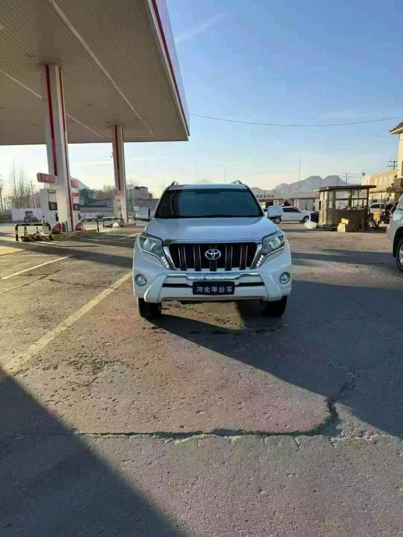 承德14年丰田普拉多1
