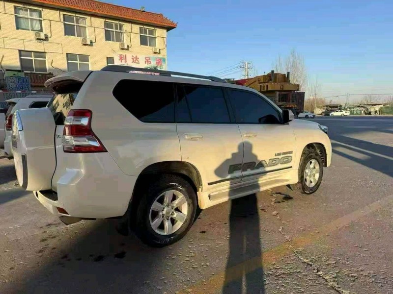 承德14年丰田普拉多7