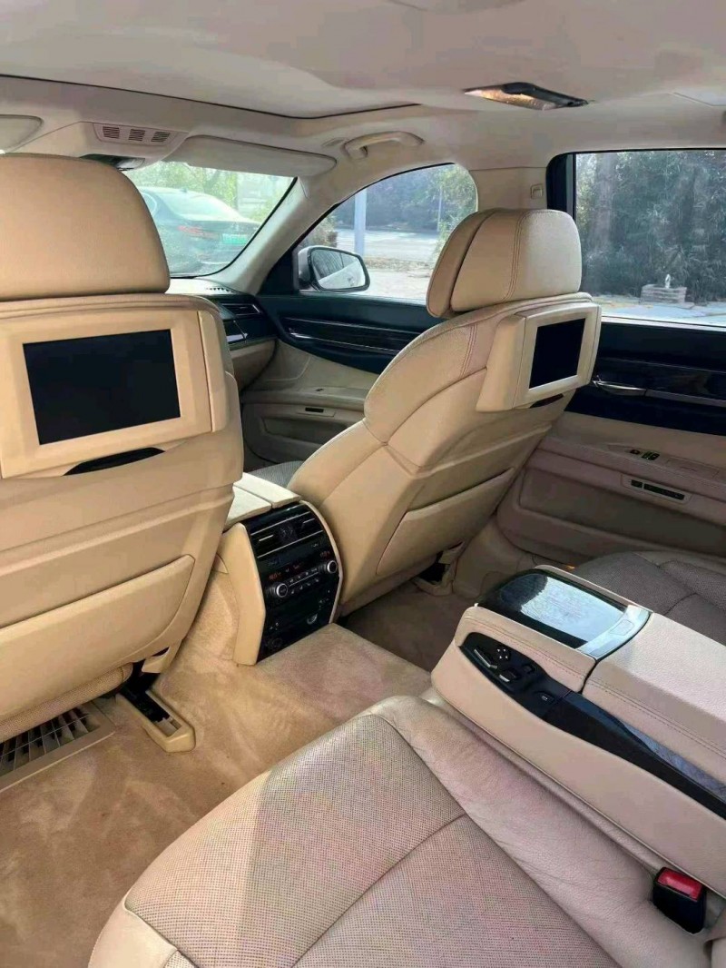 烟台12年宝马8系4