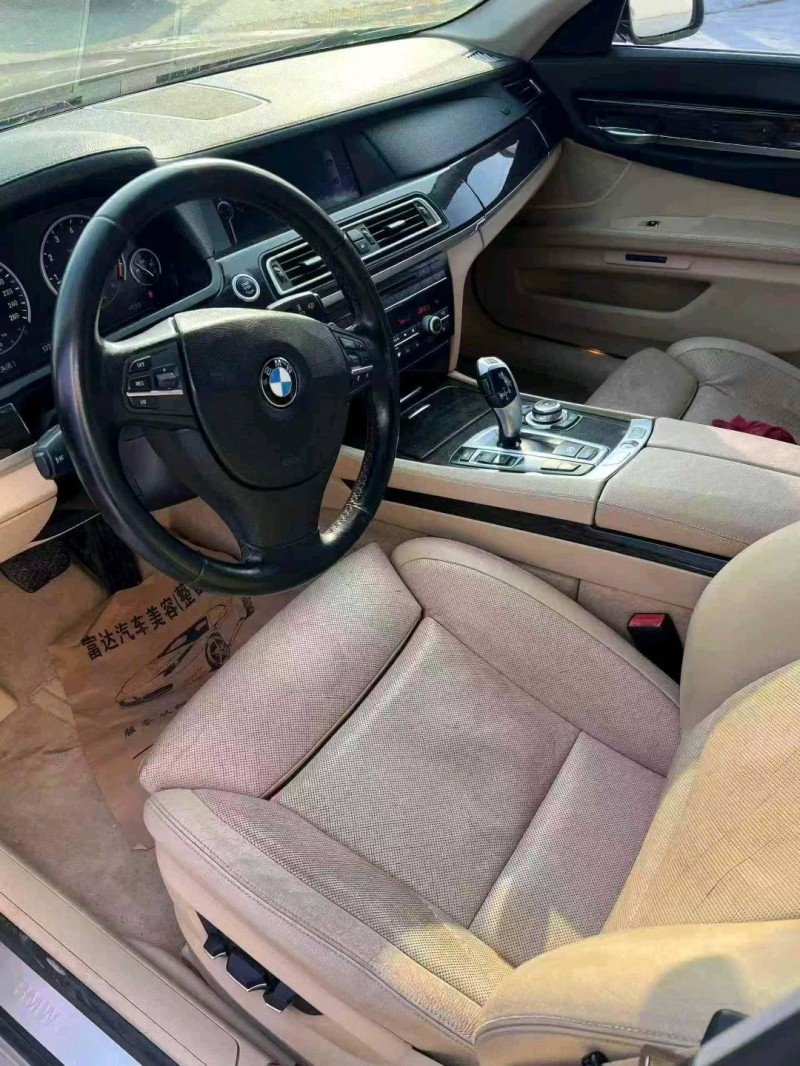 烟台12年宝马8系6