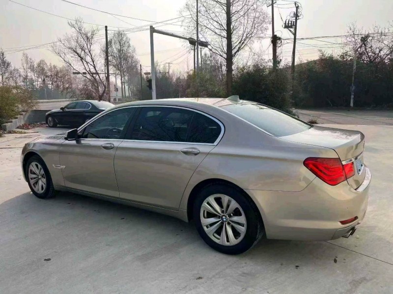 烟台12年宝马8系7