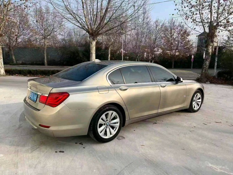 烟台12年宝马8系8