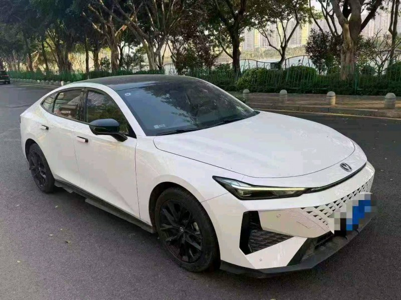 衢州25年长安汽车UNI2