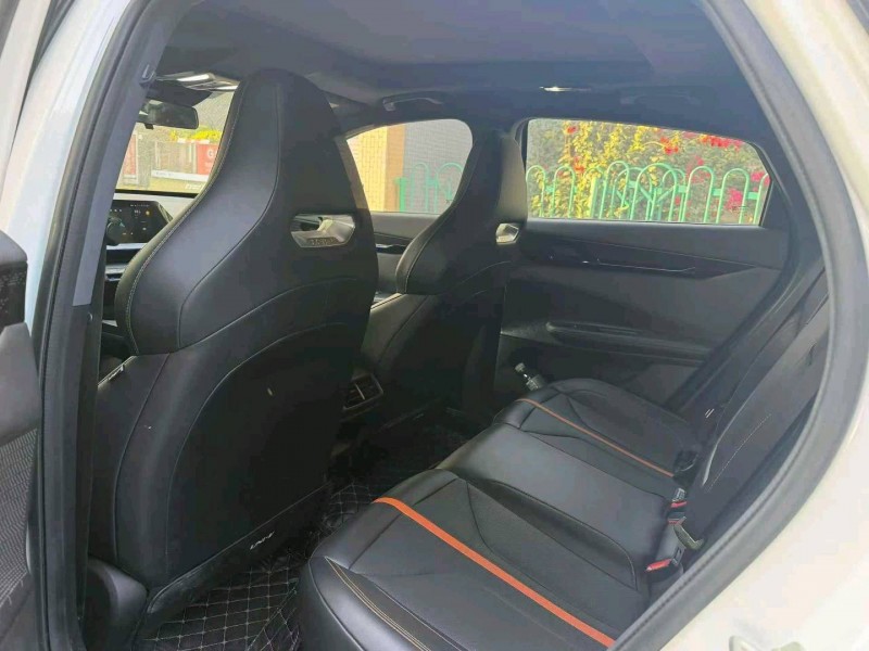 衢州25年长安汽车UNI5