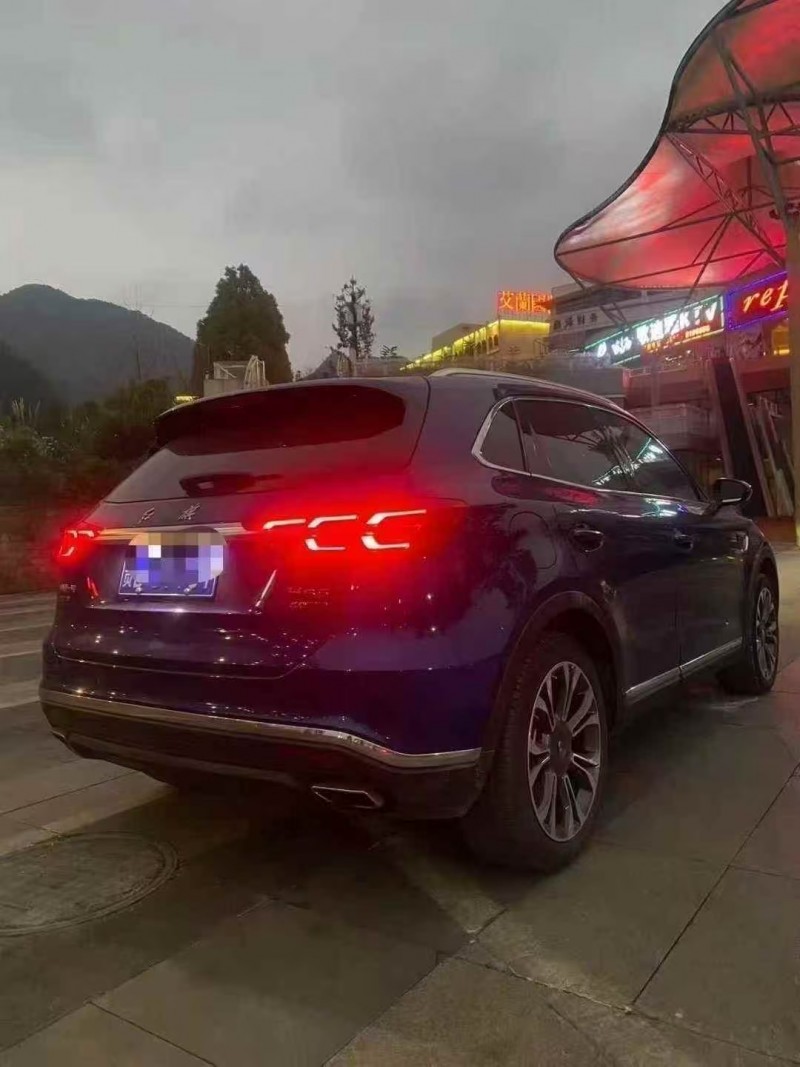 六盘水21年红旗HS57