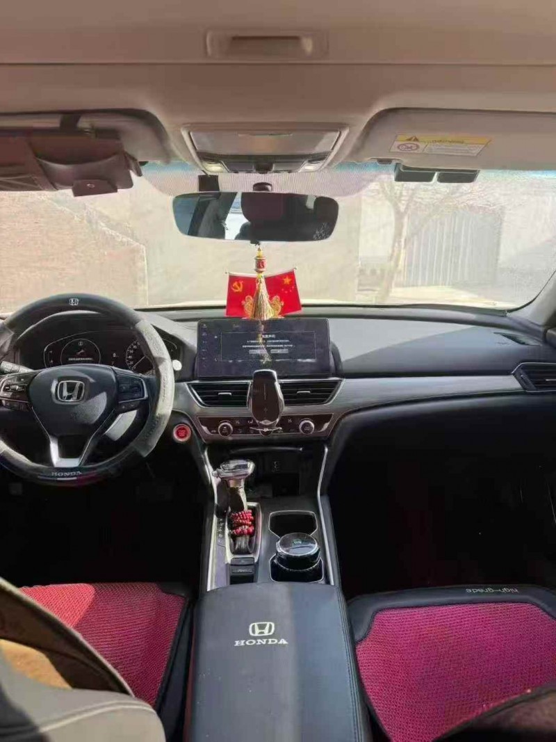 呼伦贝尔23年本田雅阁5