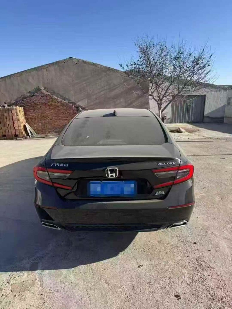 呼伦贝尔23年本田雅阁9