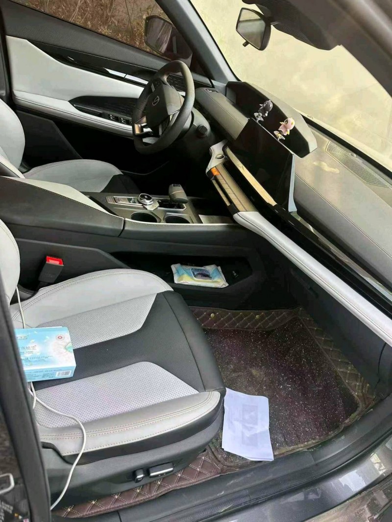 湖州25年长安汽车UNI4