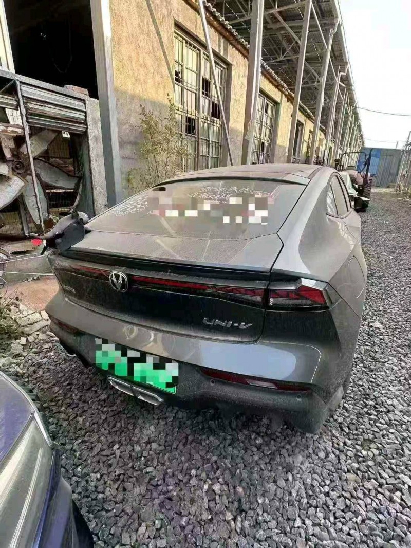 湖州25年长安汽车UNI5