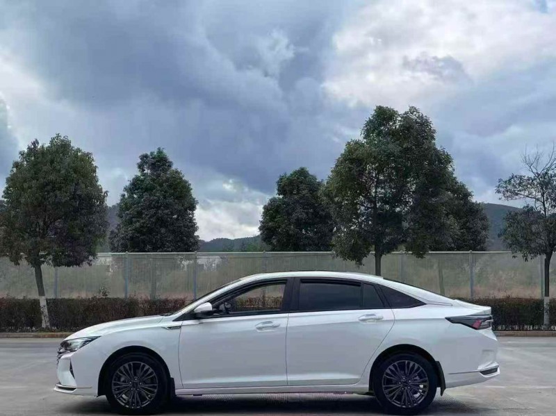 九江22年东风奕炫7