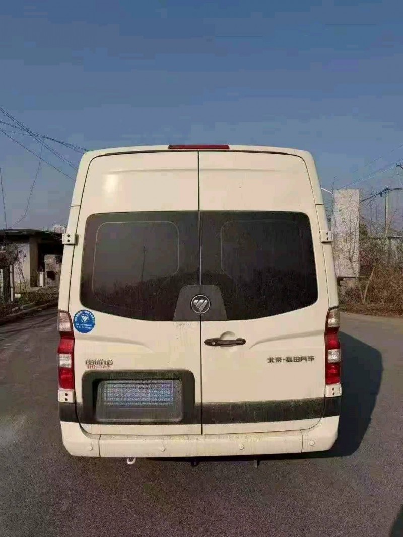 济宁23年福田图雅诺9