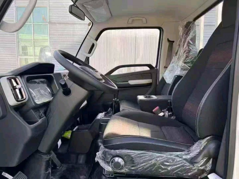 济宁25年福田奥铃6