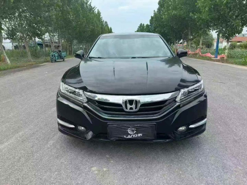 青岛15年本田思铂睿1