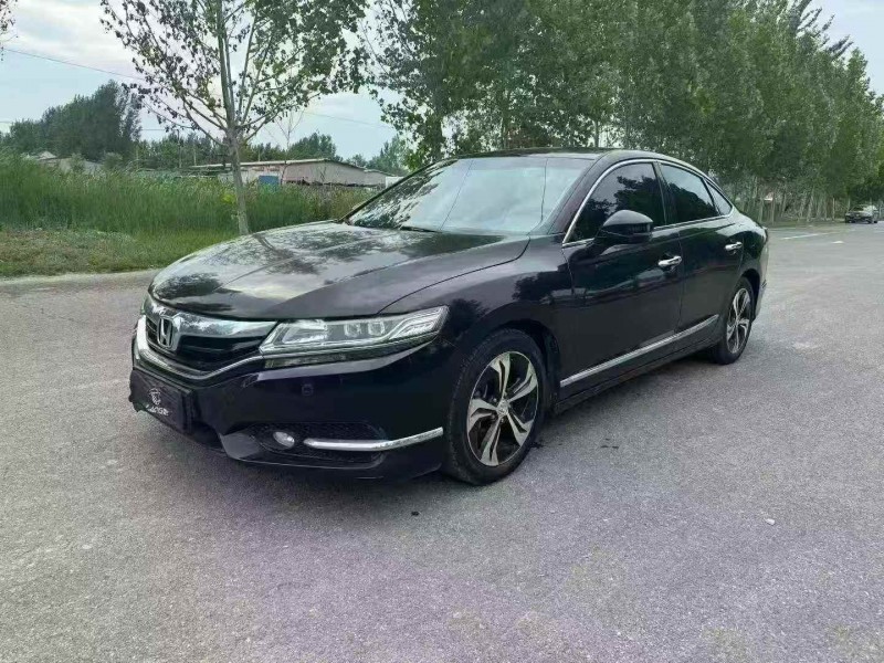 青岛15年本田思铂睿2